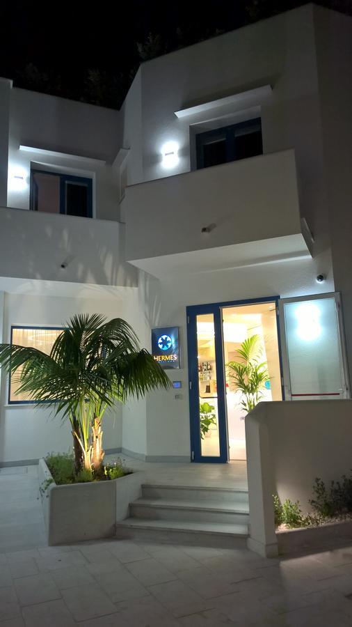 Hermes Hotel San Vito Lo Capo Exteriör bild