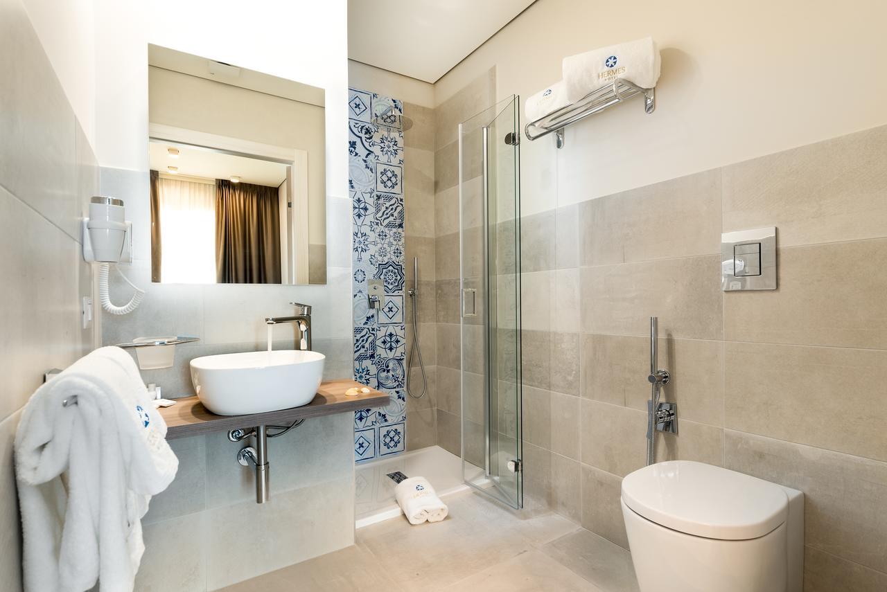 Hermes Hotel San Vito Lo Capo Exteriör bild